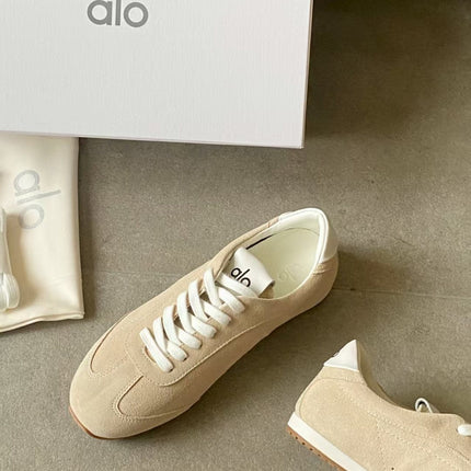 ALO 25S SUNSET SNEAKER IN BEIGE SUEDE