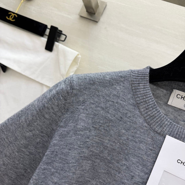 CHANEL 26S SHORT-SLEEVE SWEATER STYLE 1028