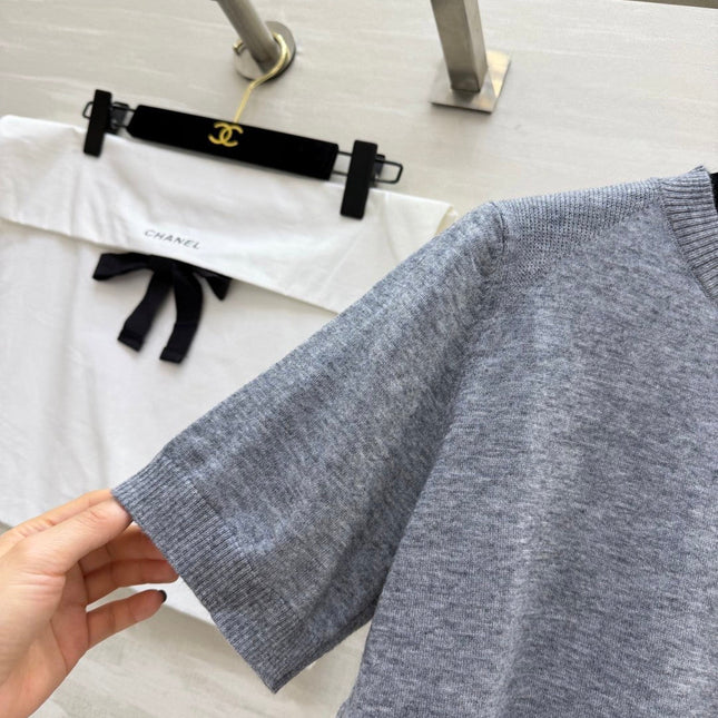 CHANEL 26S SHORT-SLEEVE SWEATER STYLE 1028