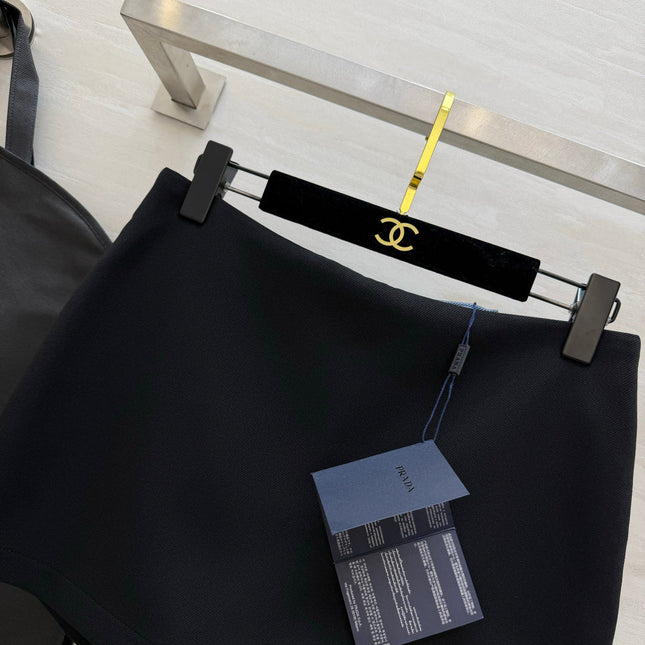 PRADA 26S SKORT STYLE 887