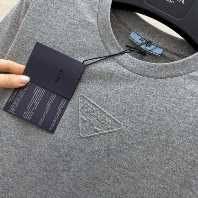 PRADA 26S T-SHIRT STYLE 885