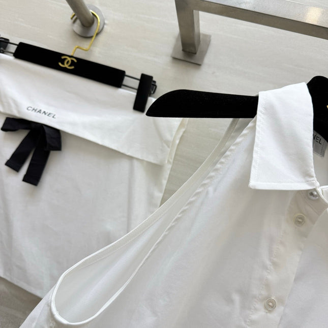 CHANEL 26S SLEEVELESS SHIRT COLLAR TOP STYLE 1197