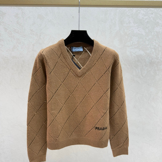 PRADA 25S V-NECK SWEATER 577
