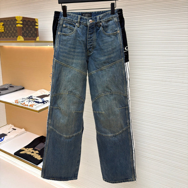 BALENCIAGA 26S DISTRESSED JEANS 015
