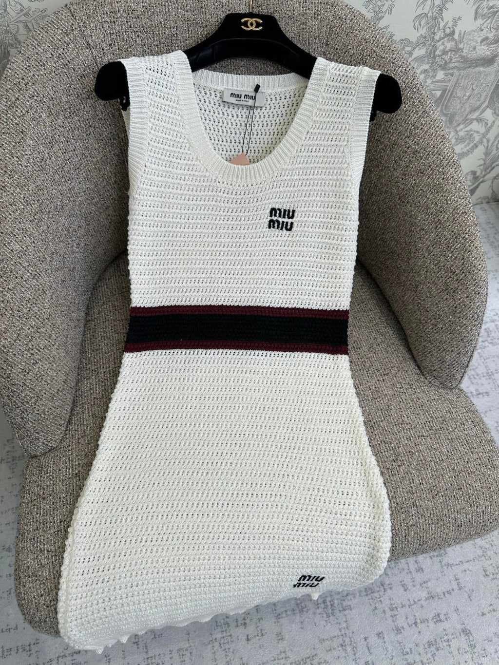 26S SLEEVELESS KNIT DRESS STYLE 1110