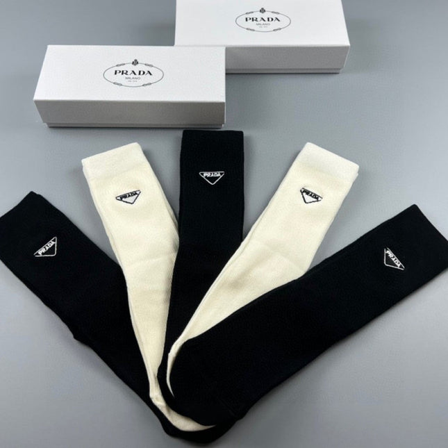 PRADA 26S CREW SOCKS 893687 (1 BOX)