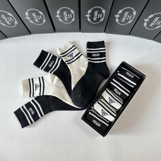 PRADA 26S ANKLE SOCKS 546754 (1 BOX)