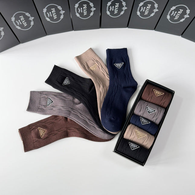 PRADA 26S CREW SOCKS 114852 (1 BOX)