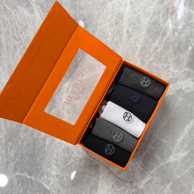 HERMES 26S CREW SOCKS 317608 (1 BOX)