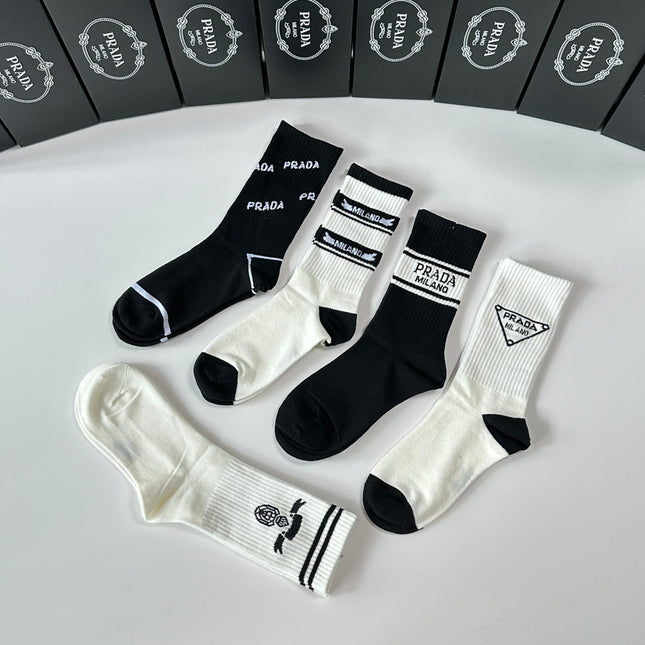 PRADA 26S CREW SOCKS 370248 (1 BOX)