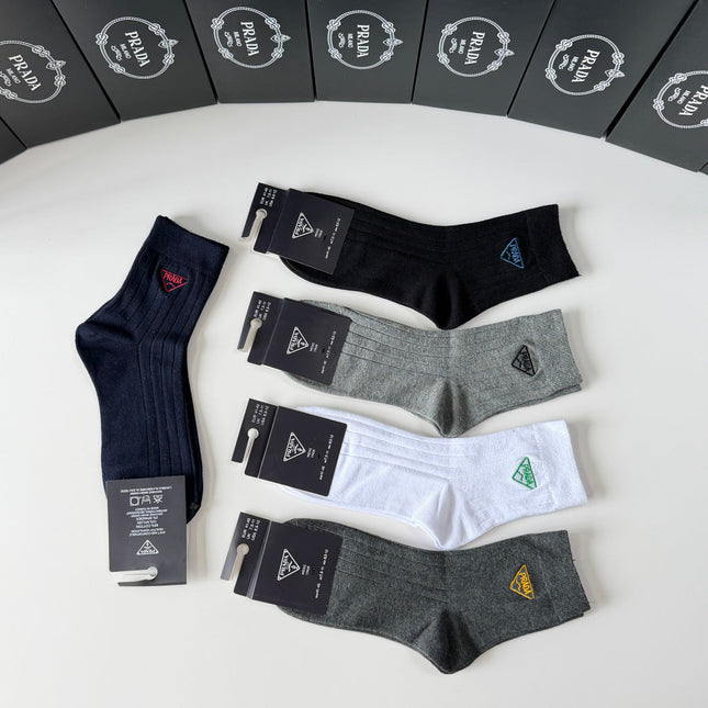 PRADA 26S ANKLE SOCKS 389121 (1 BOX)
