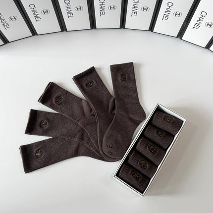 CHANEL 26S CREW SOCKS 395215 (1 BOX)