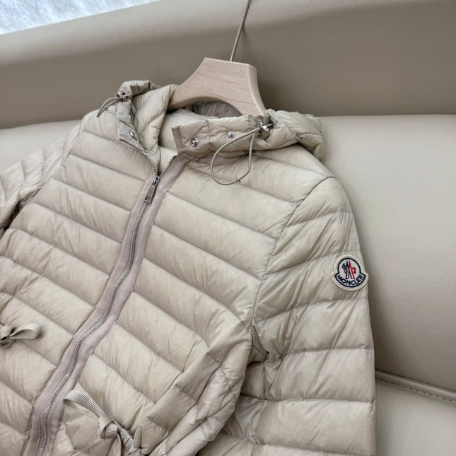 MONCLER 25S SHORT DOWN JACKET WITH DRAWSTRING 403