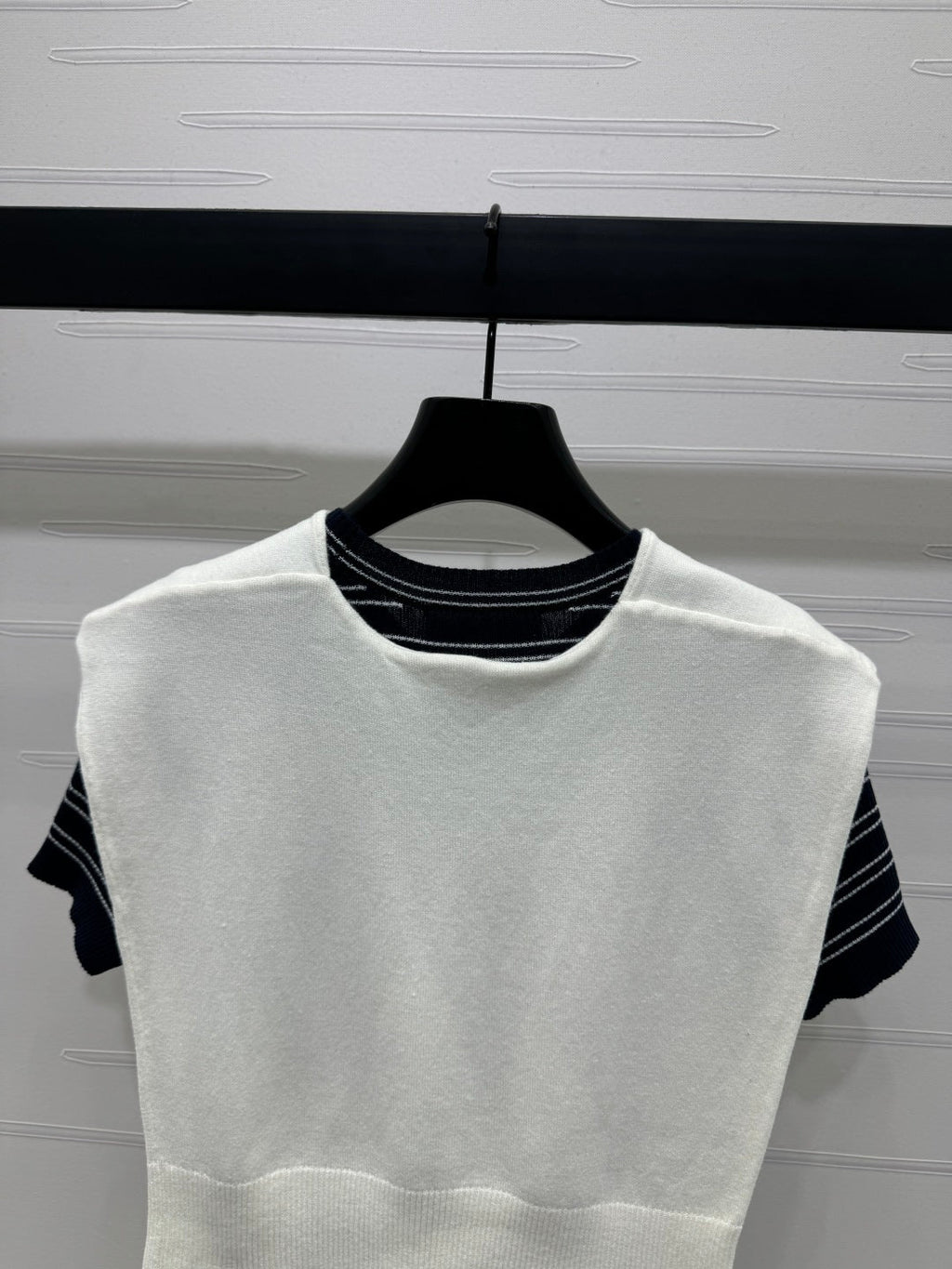 MIU 25S SHORT SLEEVE STRIPED KNITTED CAPE 264138
