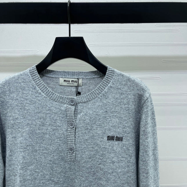 MIUMIU KNIT SWEATER STYLE 540