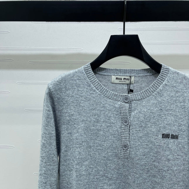 MIUMIU KNIT SWEATER STYLE 540