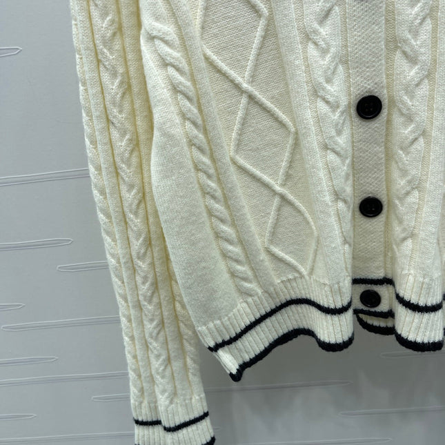 MIUMIU CARDIGAN STYLE 812