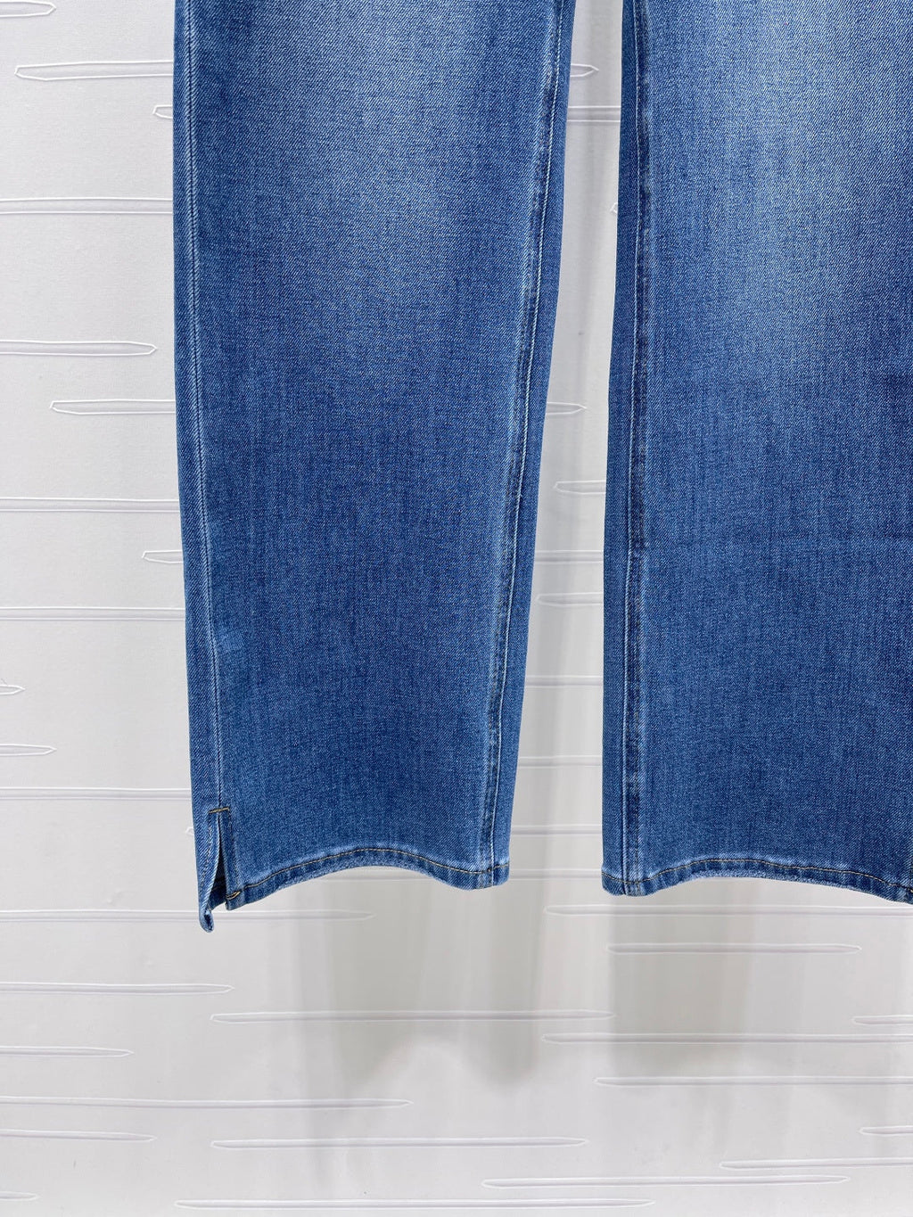 CHANEL 26S STRAIGHT-LEG JEANS 1378