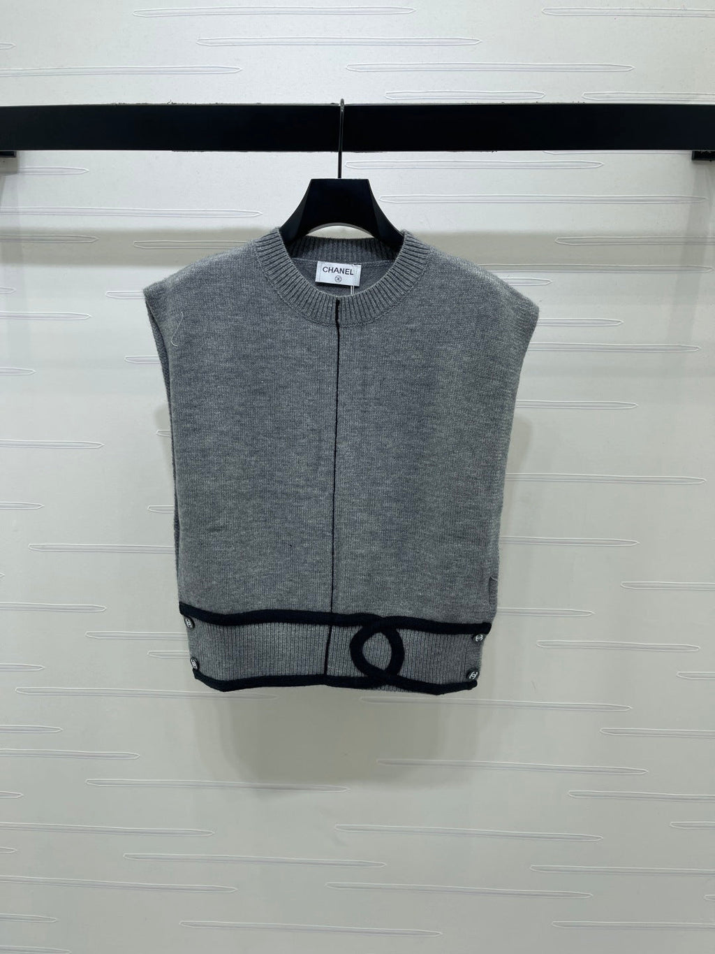CHANEL 26S CONTRAST KNIT VEST 1323