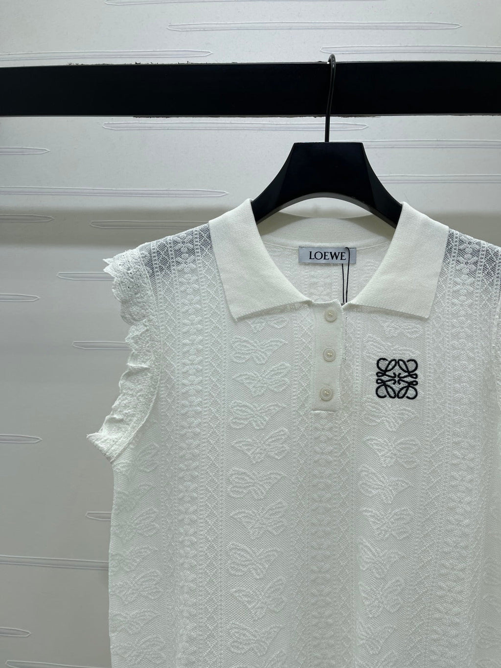 LOEWE 26S RUFFLE-SLEEVE KNIT POLO SHIRT 577
