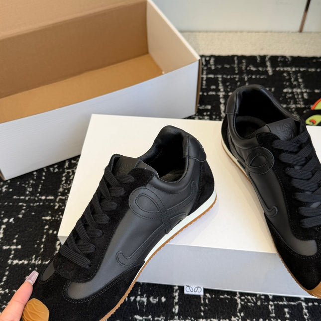 LOEWE 26S FLOW RUNNER SNEAKER IN BLACK SUEDE AND LAMBSKIN