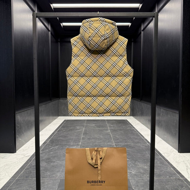 BURBERRY 25S DOWN JACKET 566189