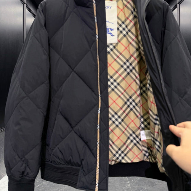 BURBERRY 25S DOWN JACKET 578706