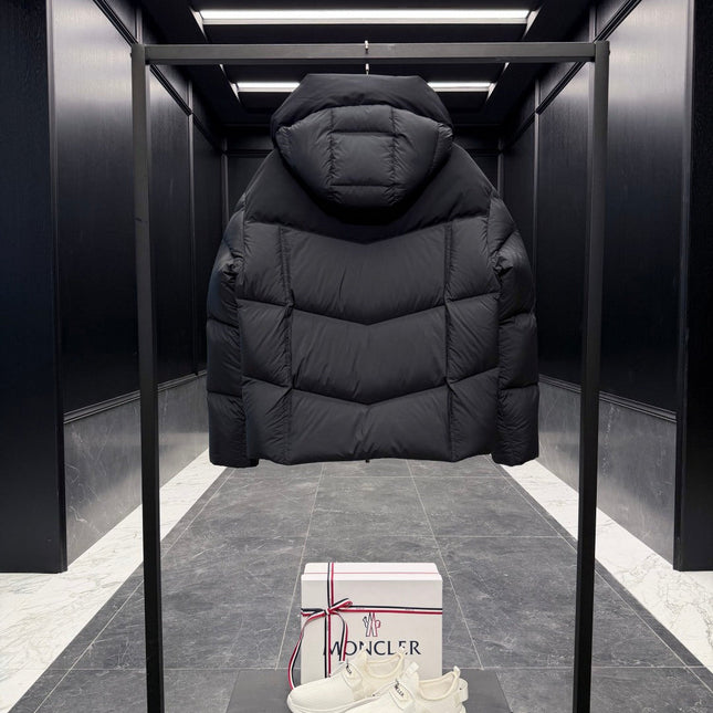 MONCLER 25S DOWN JACKET 359