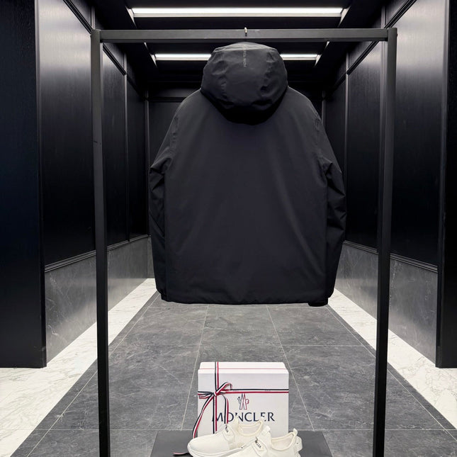 MONCLER 25S HOODED SKI JACKET 386