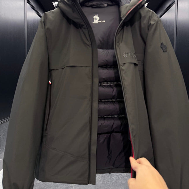 MONCLER 25S HOODED SKI JACKET 385