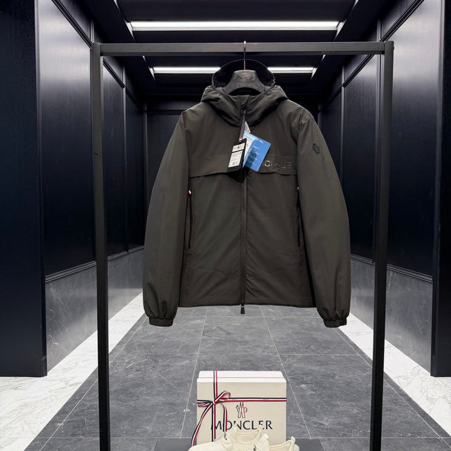 MONCLER 25S HOODED SKI JACKET 385