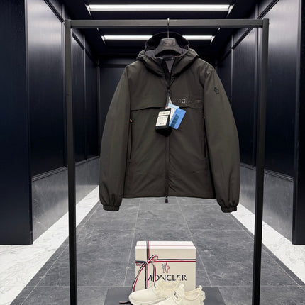 MONCLER 25S HOODED SKI JACKET 385