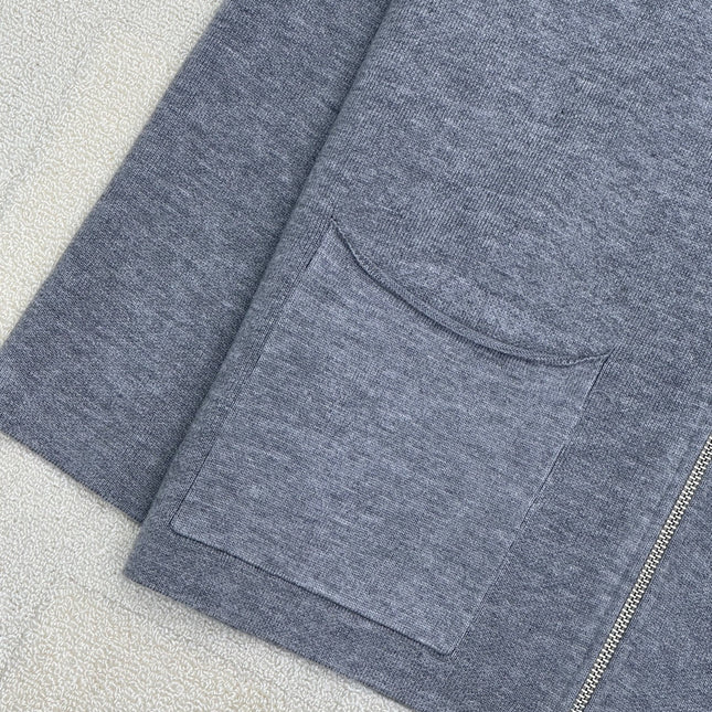 MIUMIU CARDIGAN STYLE 810