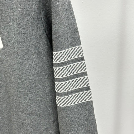 THOM 26S ROUND-NECK KNIT SWEATER 346