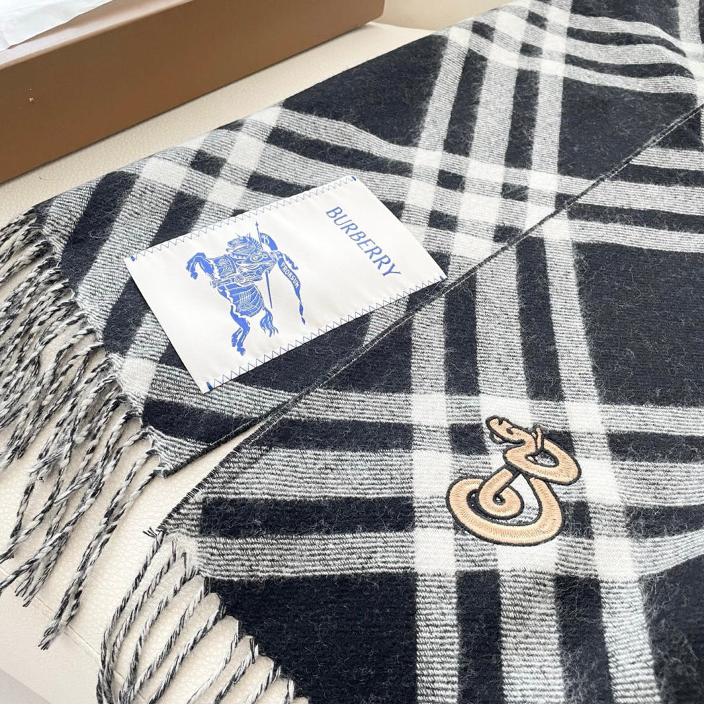 BURBERRY 26S SCARF 168CM IN CASHMERE 159059