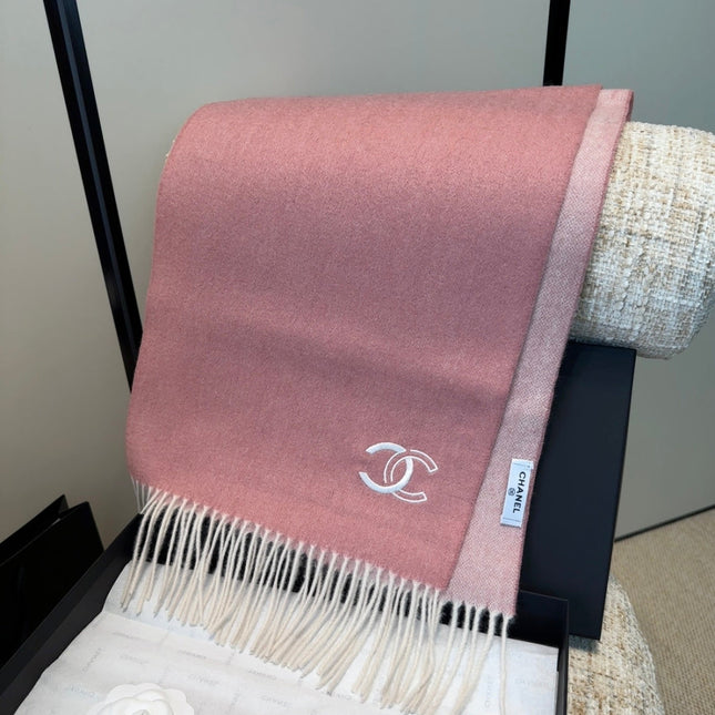 CHANEL 25S SCARF 180 IN CASHMERE 989787