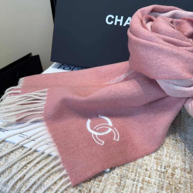 CHANEL 25S SCARF 180 IN CASHMERE 989787