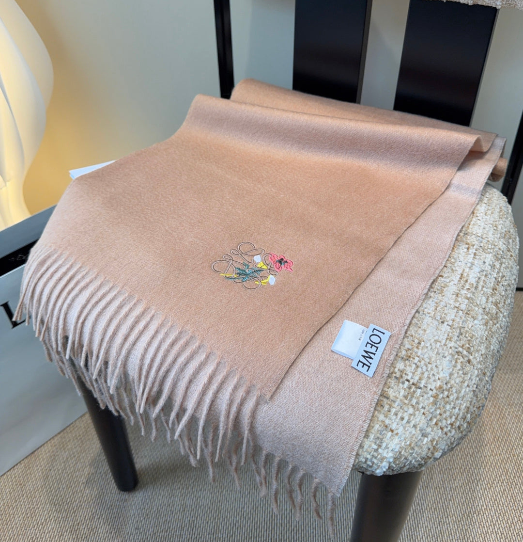 LOEWE 26S SCARF 180 IN CASHMERE WOOL 130388