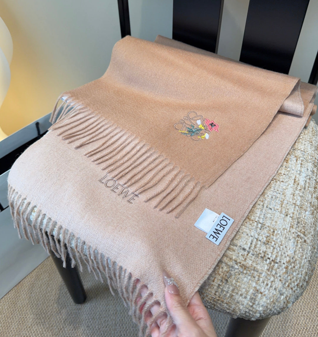 LOEWE 26S SCARF 180 IN CASHMERE WOOL 130388