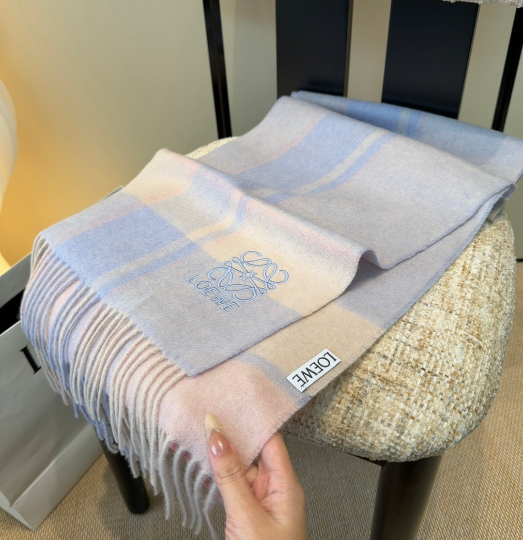 LOEWE 26S SCARF 180 IN CASHMERE WOOL 202468