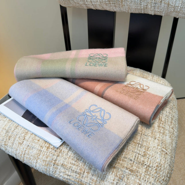 LOEWE 26S SCARF 180 IN CASHMERE WOOL 202470