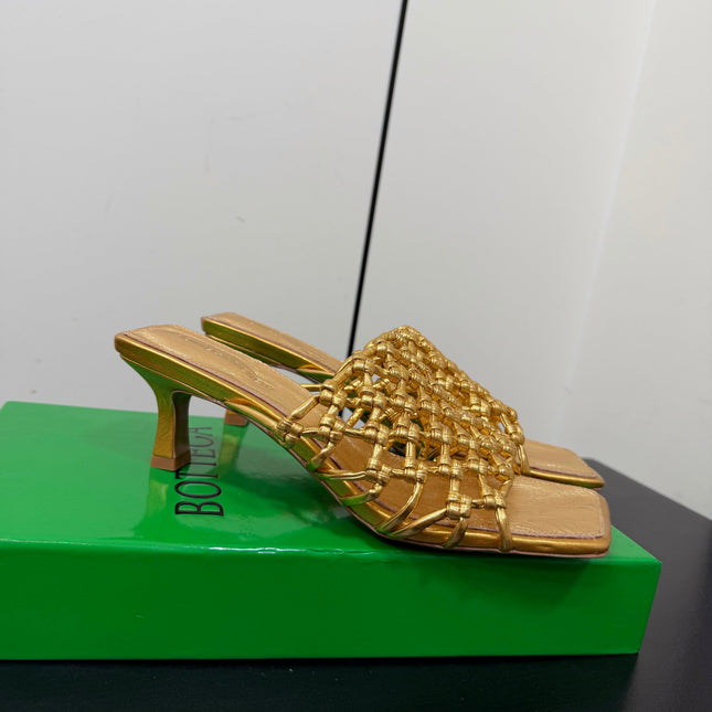 BOTTEGA VENETA 26S WOVEN STRAP HIGH-HEEL SANDALS 55 MM IN GOLD LAMBSKIN