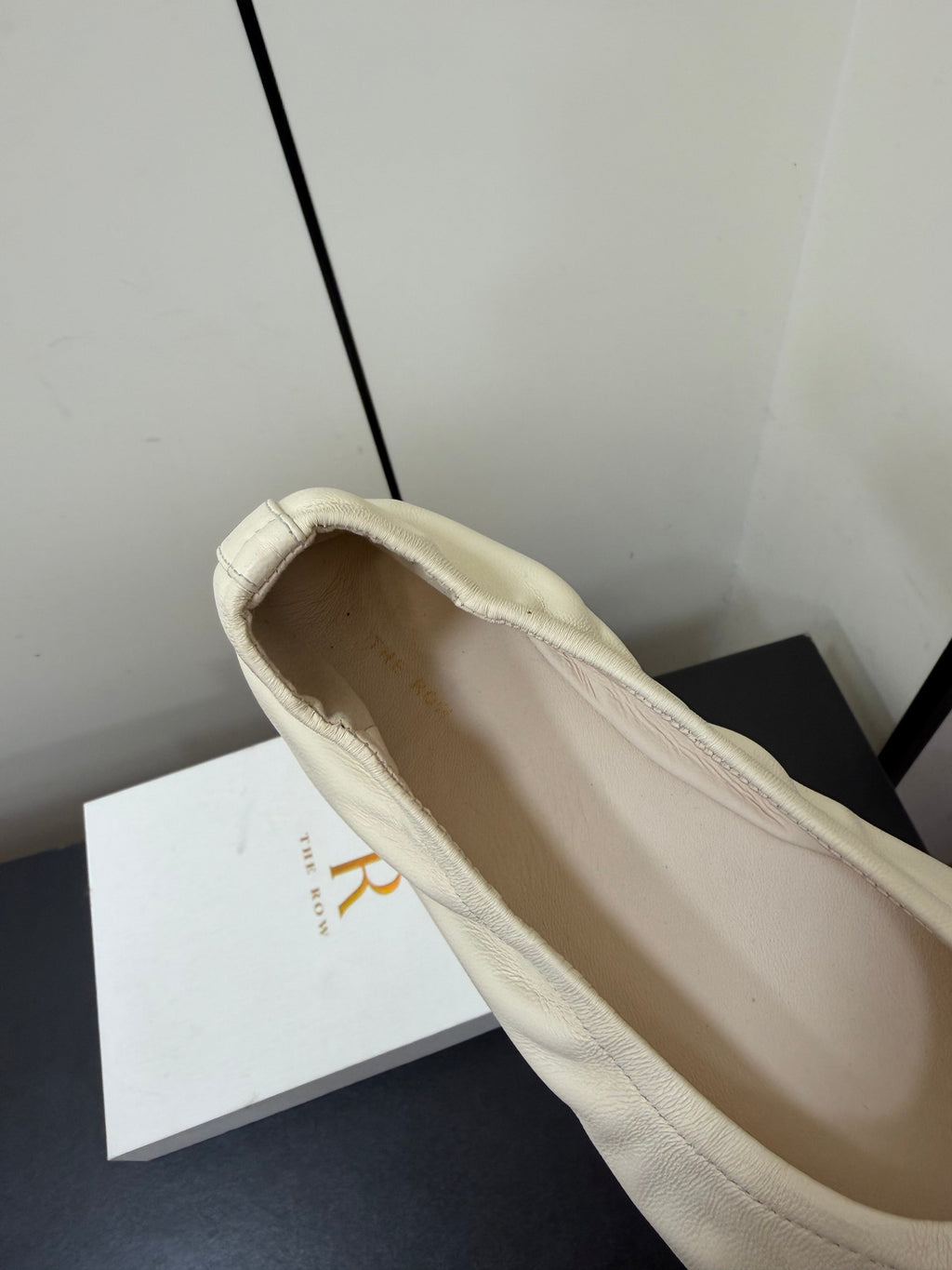 THE ROW 26S POINTED TOE BALLET FLATS IN IVORY WHITE LAMBSKIN