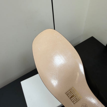 THE ROW 26S LACE UP DERBY FLATS IN BLACK CALFSKIN  WITH SQUARE TOE
