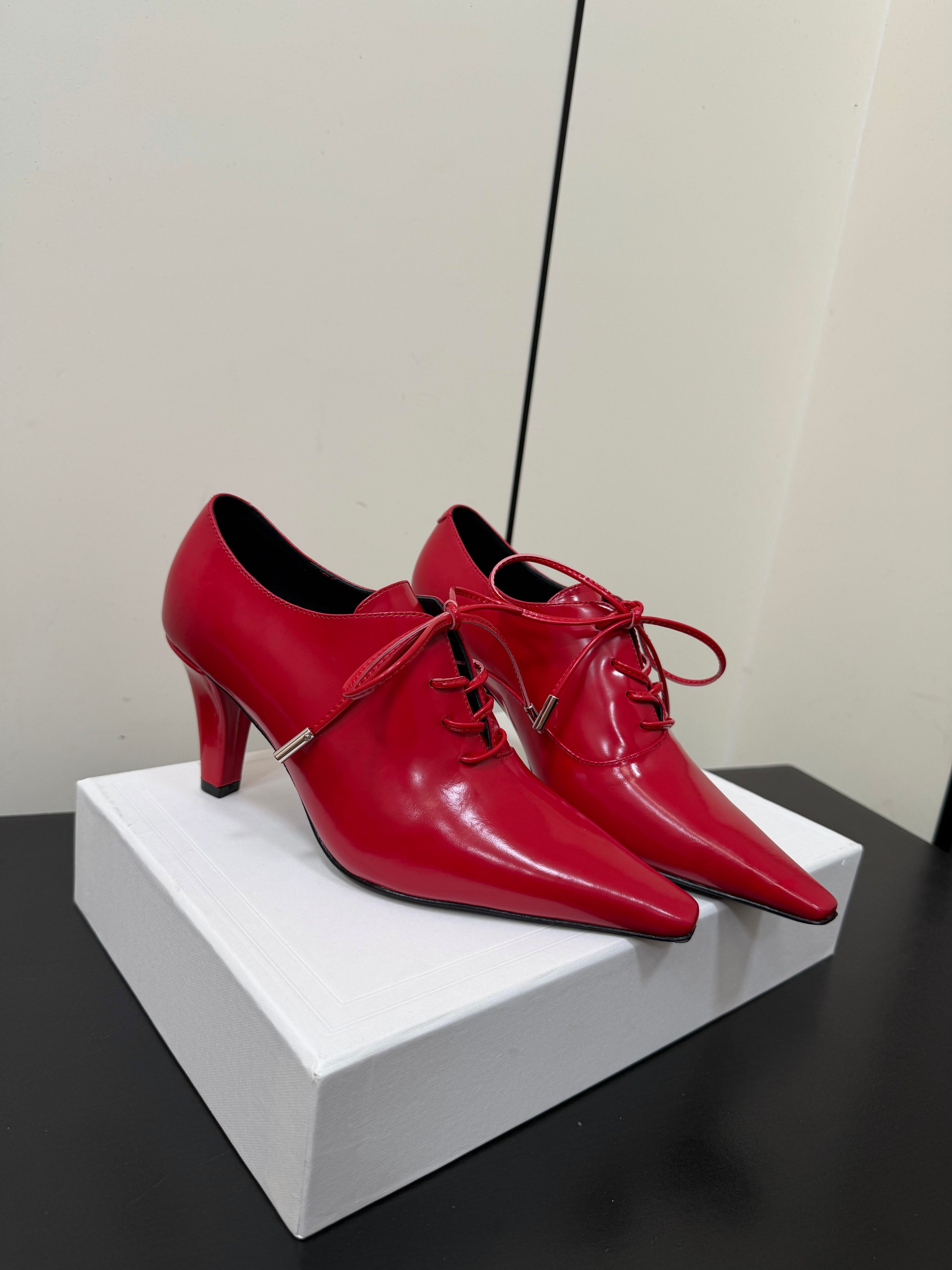 CELINE 26S LACE UP POINTED TOE PUMPS IN DARK RED PATENT CALFSKIN