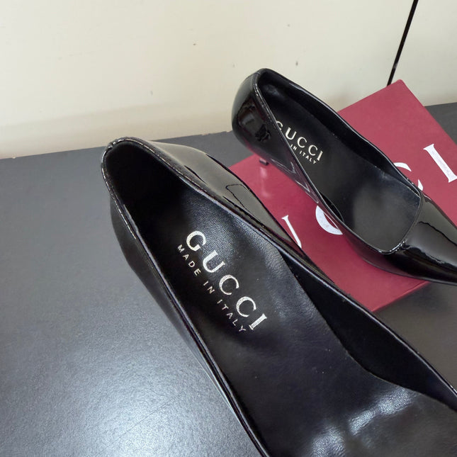 GUCCI 26S POINTED TOE PUMPS 85MM IN BLACK PATENT CALFSKIN