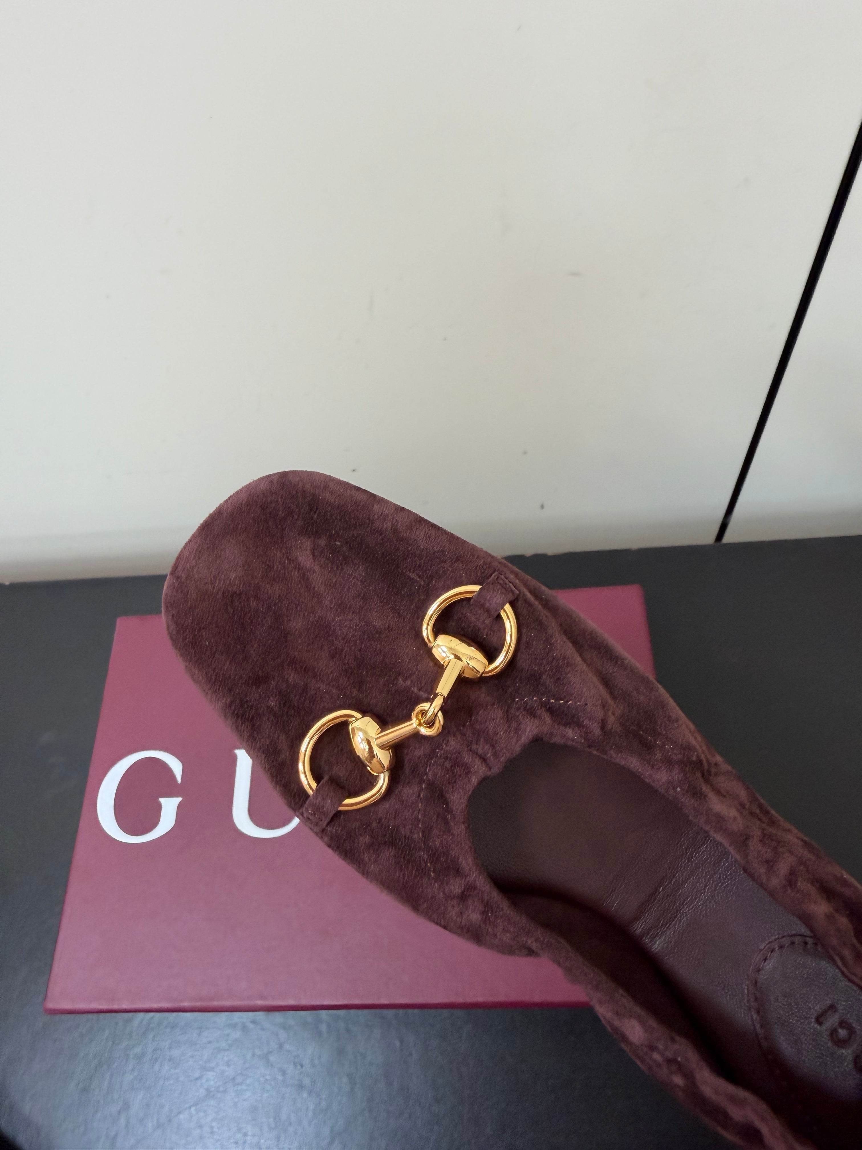 GUCCI 26S BALLET FLATS IN DARK BROWN SUEDE GOLD HARDWARE