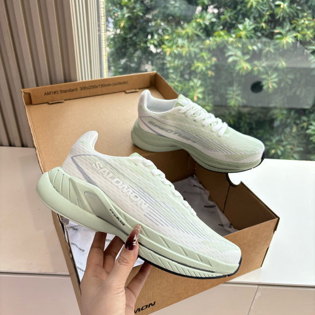 ALO 25S SALOMON SPECTUR SNEAKER IN LIGHT GREEN AND WHITE MESH FABRIC
