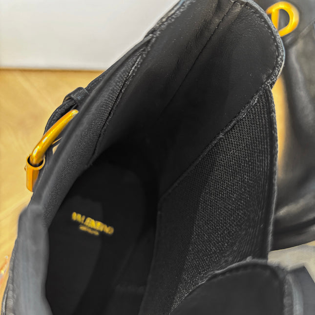VALENTINO 25S SIGNATURE LOGO BOOTS 60 MM IN BLACK CALFSKIN WITH GOLD HARDWARE