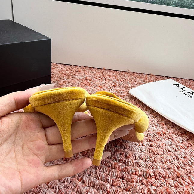 ALAIA 26S HEELED THONG SANDALS IN MUSTARD YELLOW VELVET